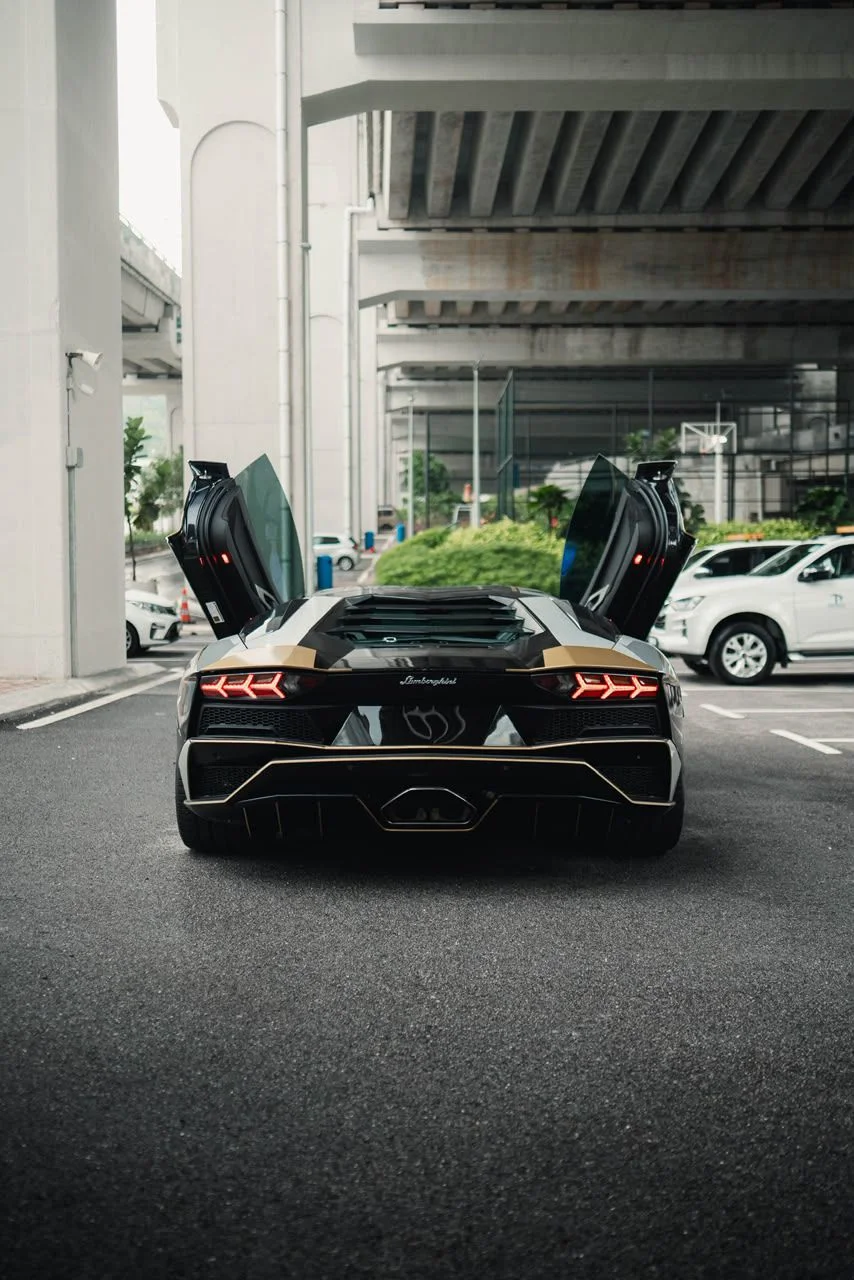 lamborghini aventador s car rental