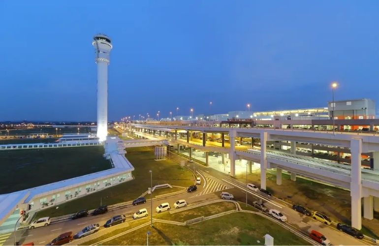 Luxury Car Rental KLIA Malaysia