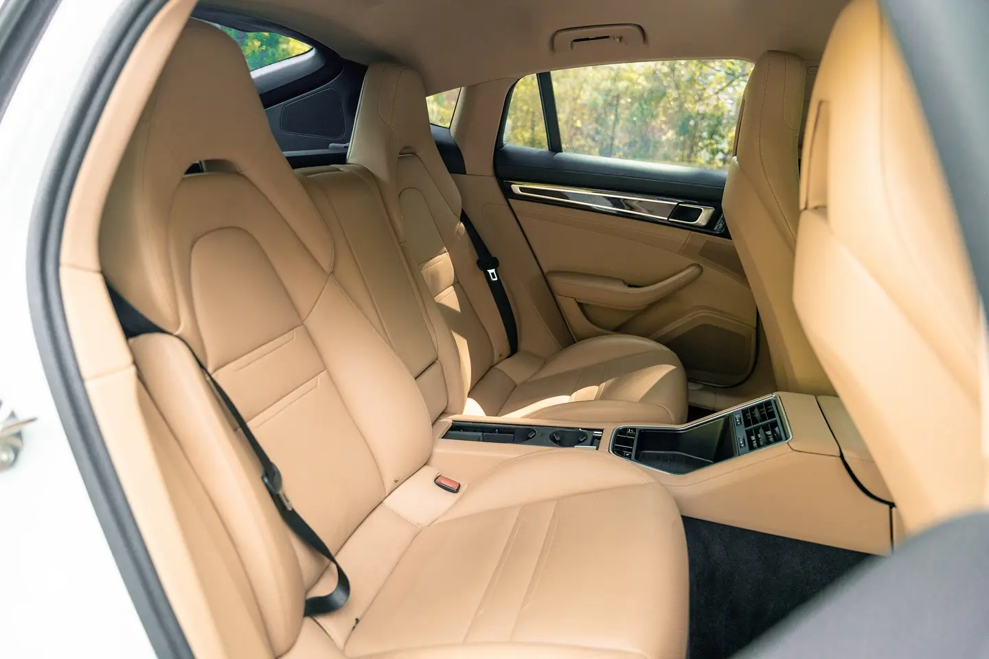 porsche panamera car rental
